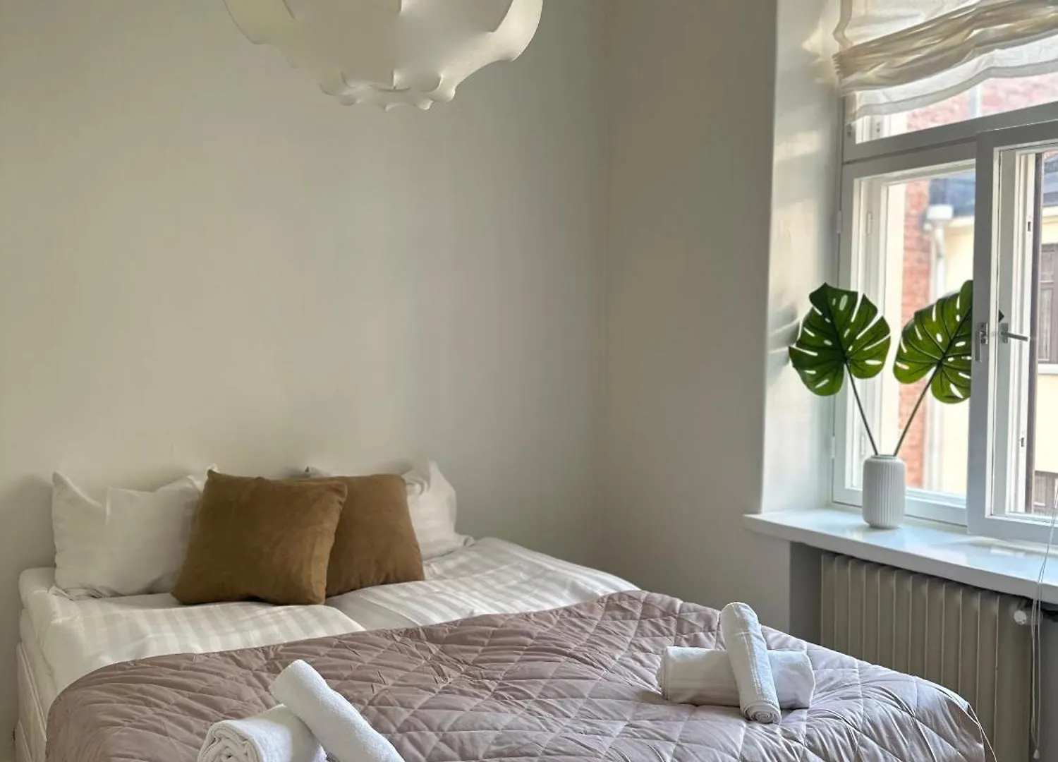 Nordic Urban Hideaway In Ullanlinna Helsinki Apartment